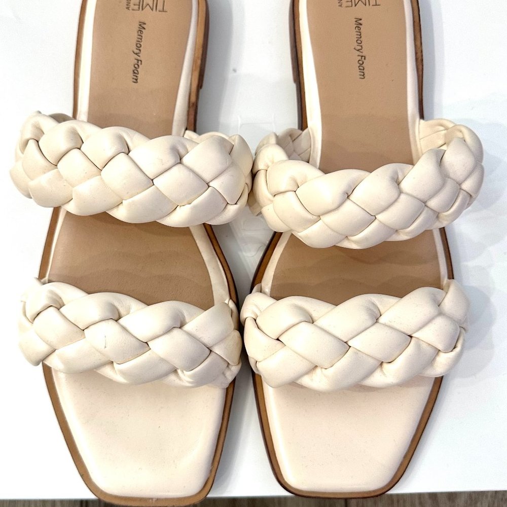 Womens Braided Flat Memory Foam Sandals - Nude Color - Sz 9